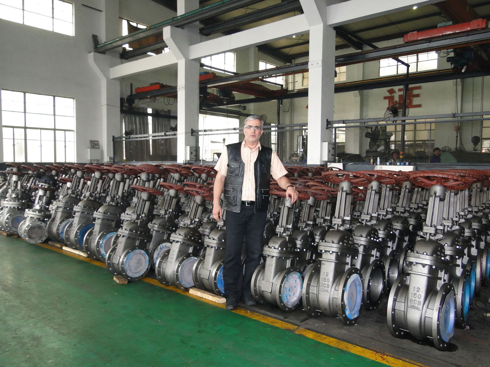 Iran Clients in PipesTec Gate Valve Workshop, China